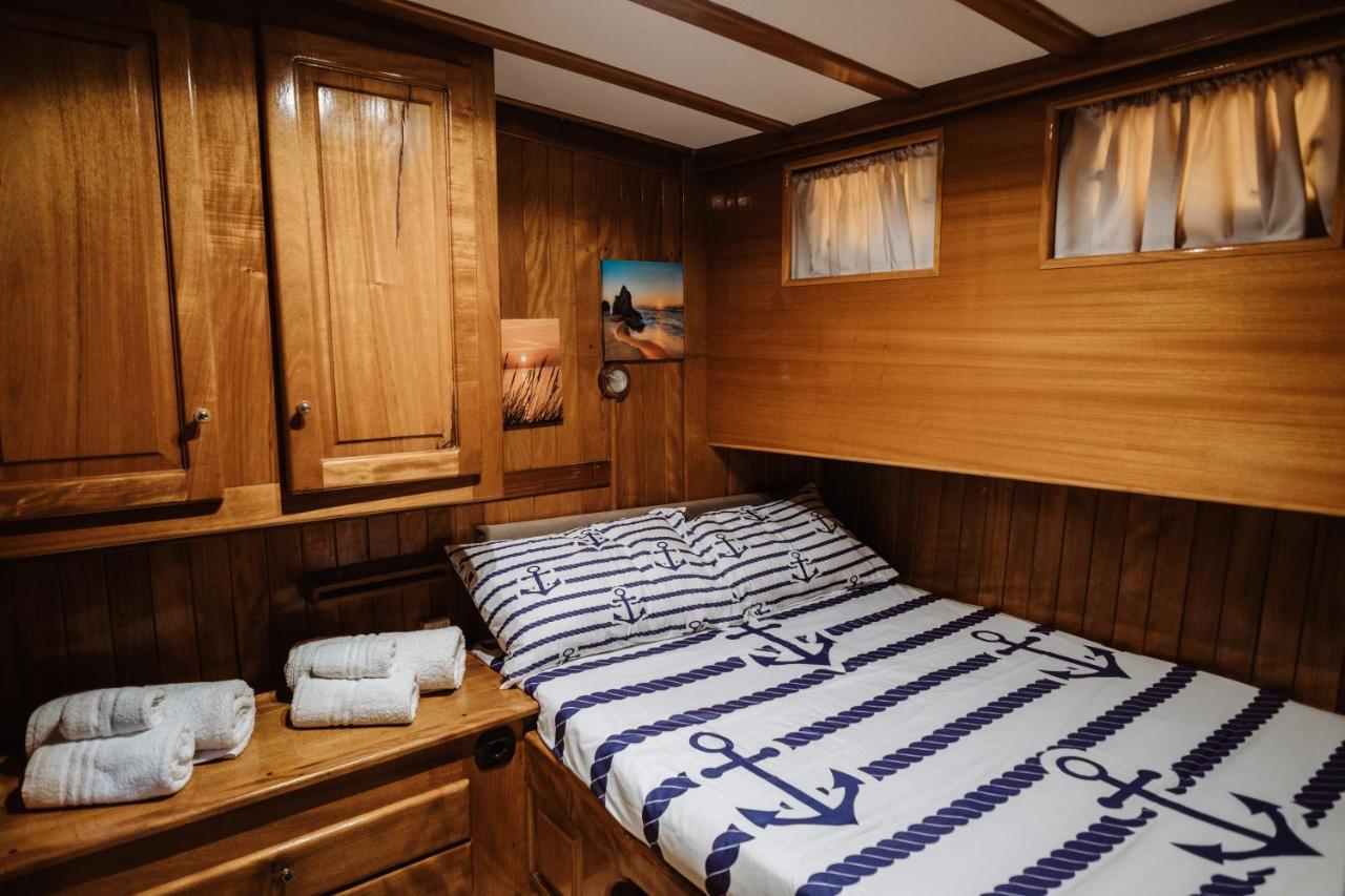 Sicily Sea Charter Hande Capo Galera Hotel ปาแลร์โม ภายนอก รูปภาพ