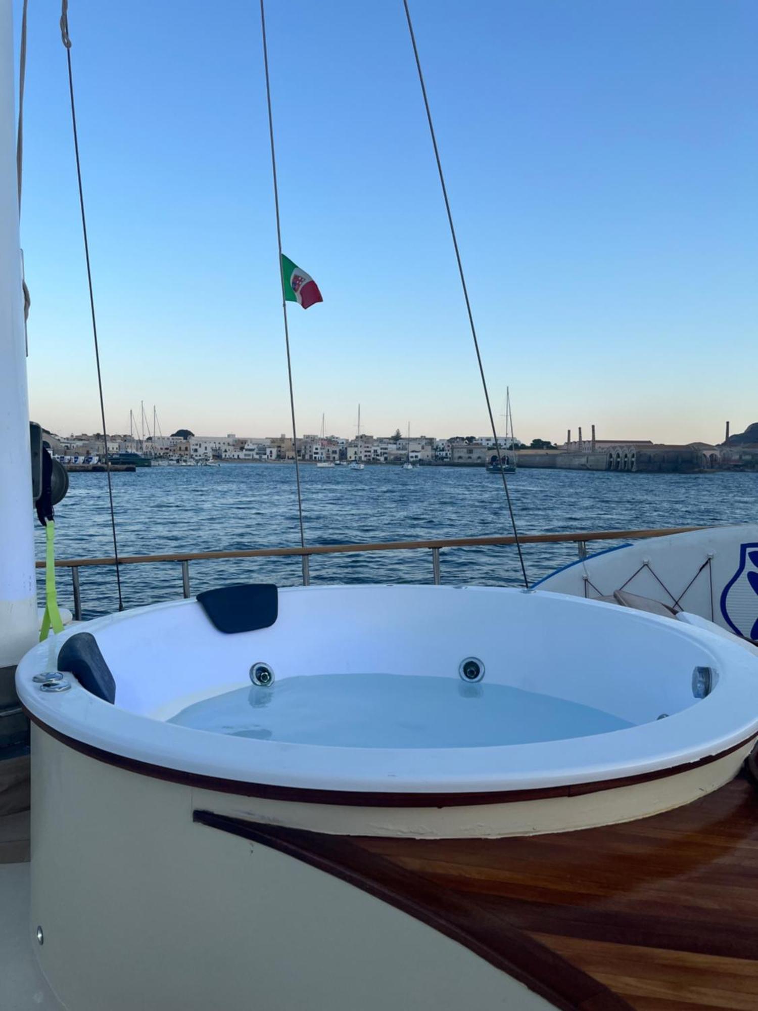 Sicily Sea Charter Hande Capo Galera Hotel ปาแลร์โม ภายนอก รูปภาพ